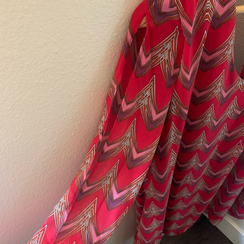 Fun Pink Pattern Dress - Picture 4 of 6